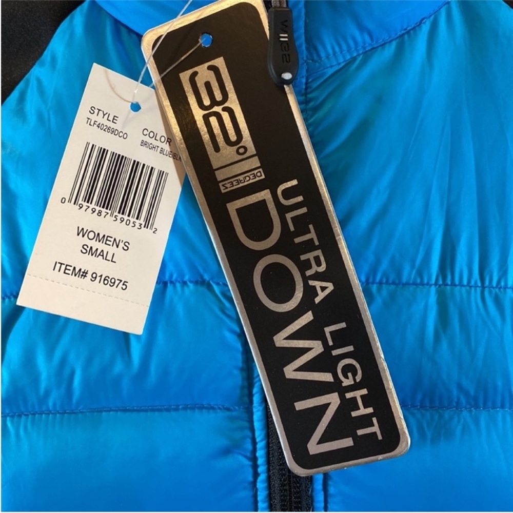 Weatherproof Ultra Light Down Jacket - Picture 9 of 11